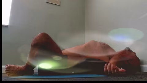 Nudeyogapirat